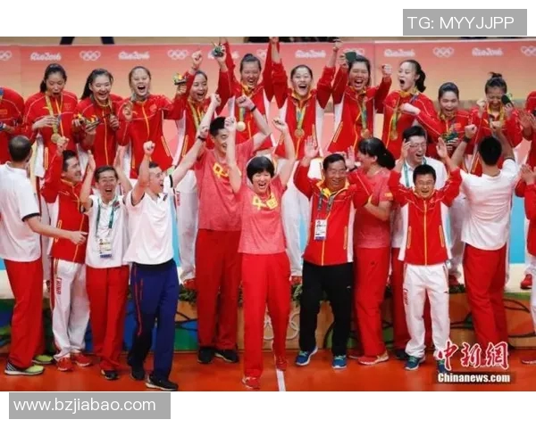 中国攀岩队首次斩获世界杯团体冠军 中国攀岩队首次斩获世界杯团体冠军