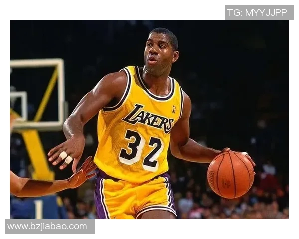 太阳荣膺月度最佳球员称号 实至名归展现非凡实力